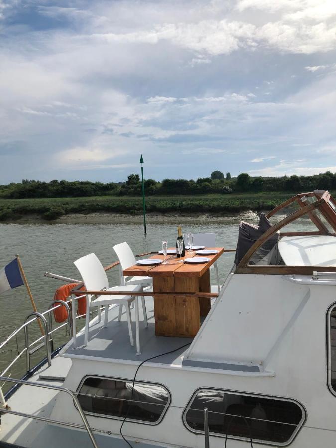 Hotel La Vedette Hollandaise Étaples Zewnętrze zdjęcie