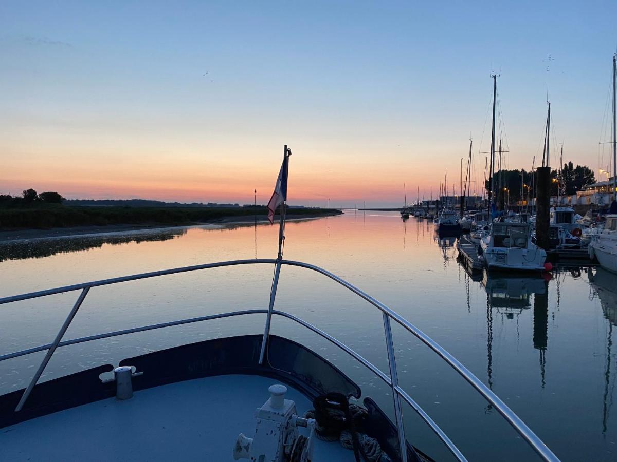 Hotel La Vedette Hollandaise Étaples Zewnętrze zdjęcie